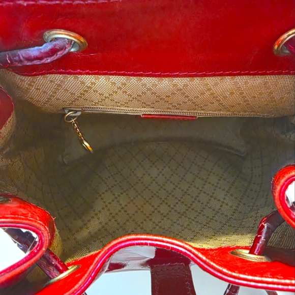 Gucci Bag Vintage Bamboo Handle Red Patent Leather Mini Rucksack Backpack Purse - Picture 7 of 16